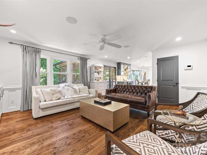 7940 Sunnyvale Lane, Charlotte, NC 28210.  MLS# CAR4397501, YatesRealty ID 35849. 