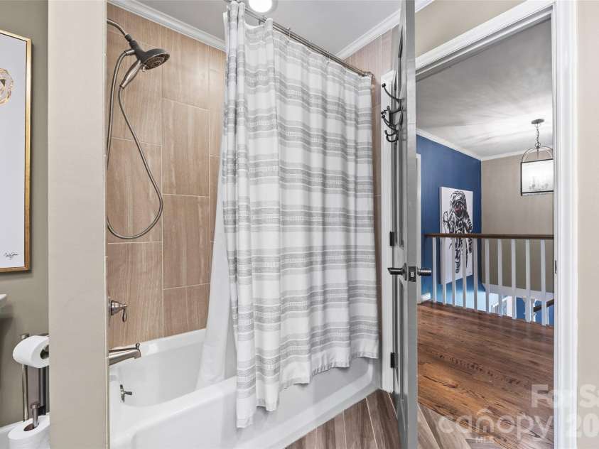 7940 Sunnyvale Lane, Charlotte, NC 28210.  MLS# CAR4397501, YatesRealty ID 35849. 
