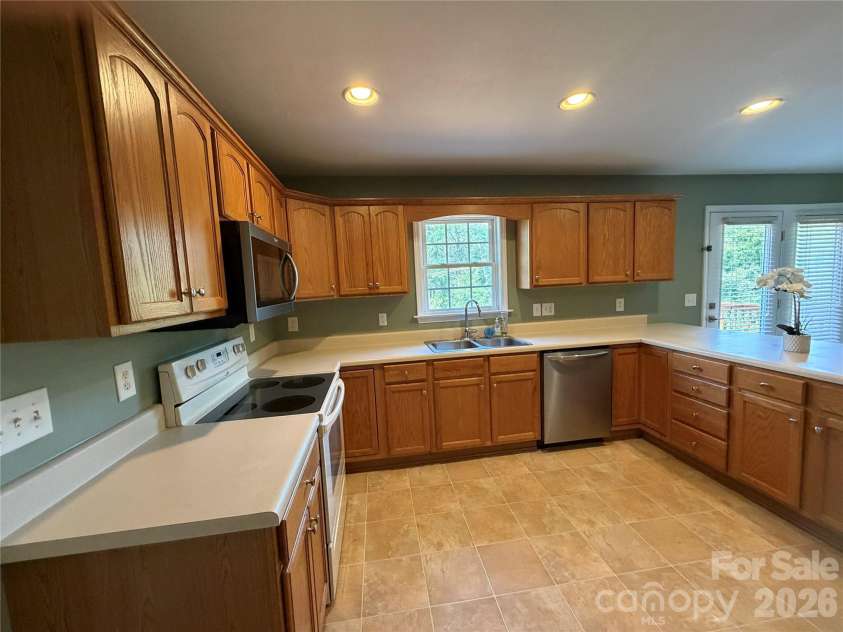 236 Basin Trail, Rutherfordton, NC 28139.  MLS# CAR4401310, YatesRealty ID 35850. 