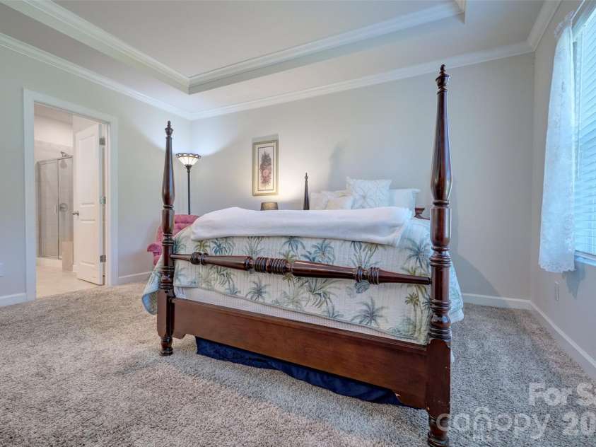 9244 Dunwich Drive, Gastonia, NC 28056.  MLS# CAR4376593, YatesRealty ID 35851. 