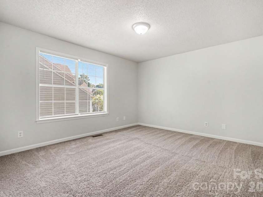 11921 Moonshadow Lane, Huntersville, NC 28078.  MLS# CAR4397466, YatesRealty ID 35853. 
