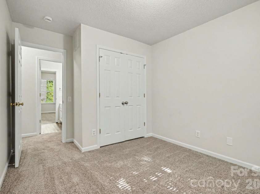 11921 Moonshadow Lane, Huntersville, NC 28078.  MLS# CAR4397466, YatesRealty ID 35853. 