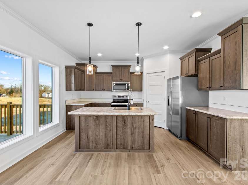 447 Lookout Dam Road, Statesville, NC 28625.  MLS# CAR4401475, YatesRealty ID 35857. 