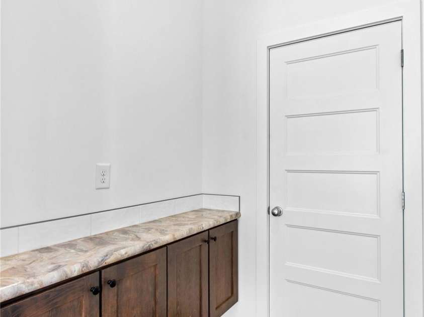 447 Lookout Dam Road, Statesville, NC 28625.  MLS# CAR4401475, YatesRealty ID 35857. 