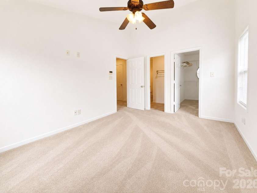 2049 Flushing Court, Charlotte, NC 28215.  MLS# CAR4396965, YatesRealty ID 35859. 