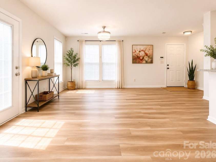 2049 Flushing Court, Charlotte, NC 28215.  MLS# CAR4396965, YatesRealty ID 35859. 