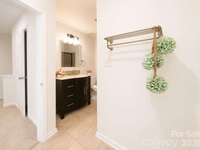 2049 Flushing Court, Charlotte, NC 28215.  MLS# CAR4396965, YatesRealty ID 35859. 