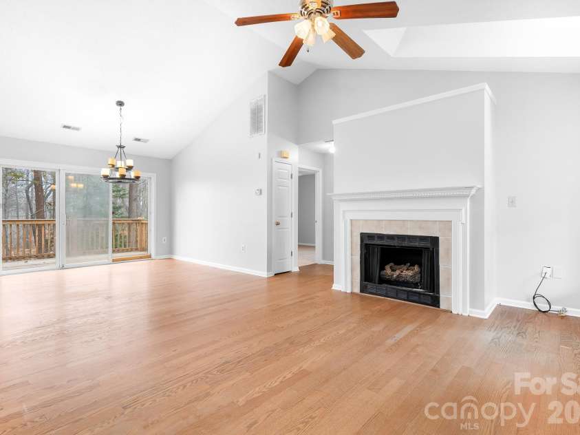 177 Highland Woods Court, Denver, NC 28037.  MLS# CAR4333718, YatesRealty ID 3586. 