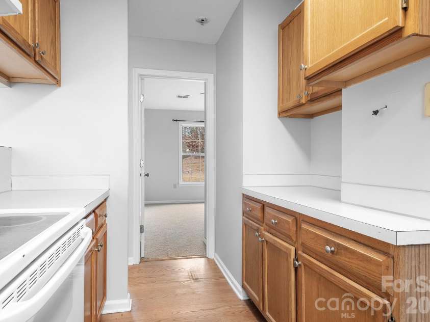 177 Highland Woods Court, Denver, NC 28037.  MLS# CAR4333718, YatesRealty ID 3586. 