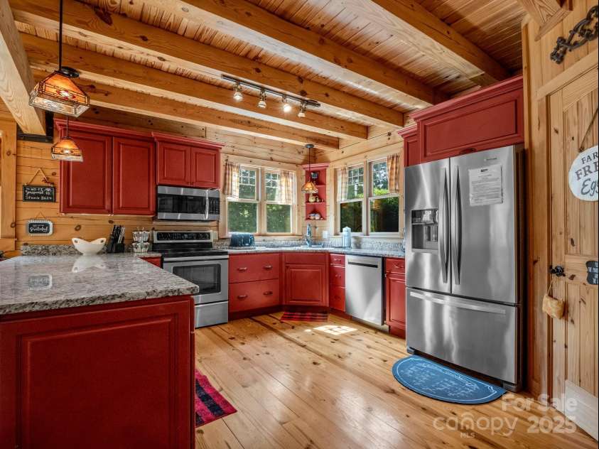219 Highland Heights, Lake Lure, NC 28746.  MLS# CAR4172812, YatesRealty ID 3586. 