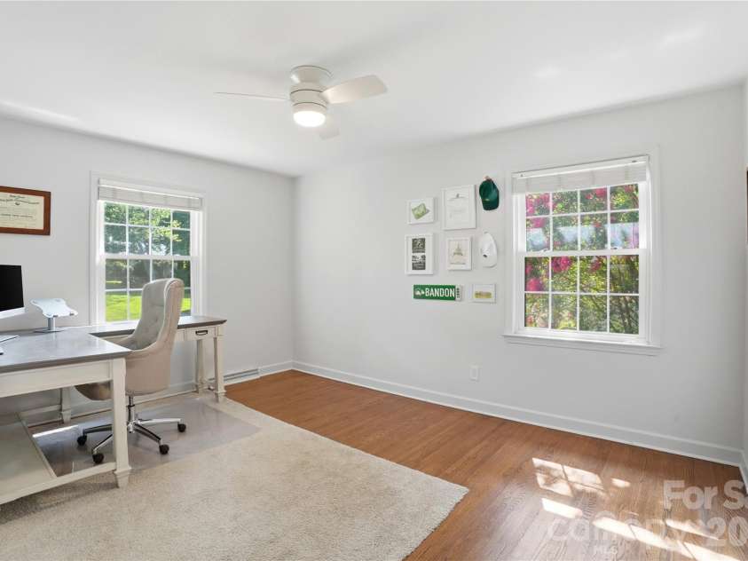 3900 Blowing Rock Way, Charlotte, NC 28210.  MLS# CAR4400075, YatesRealty ID 35861. 
