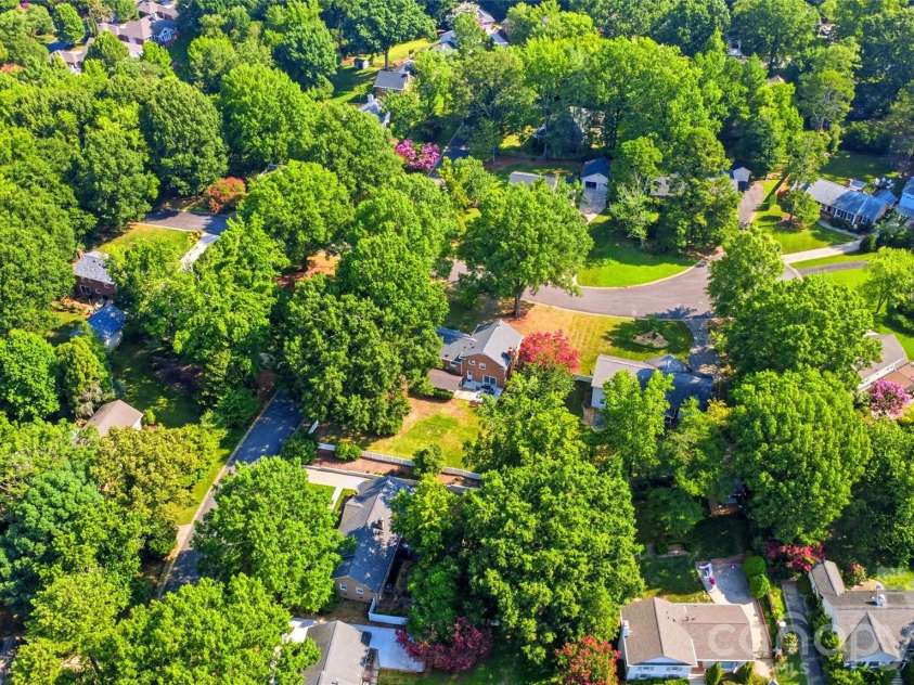 3900 Blowing Rock Way, Charlotte, NC 28210.  MLS# CAR4400075, YatesRealty ID 35861. 