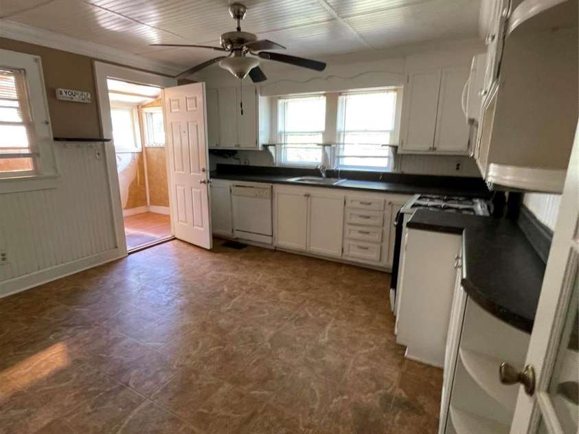 500 Brookside Drive, Shelby, NC 28150.  MLS# CAR4402367, YatesRealty ID 35863. 