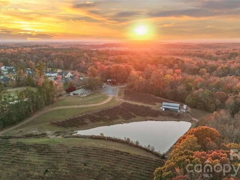 11685 Reed Mine Road, Midland, NC 28107.  MLS# CAR4401134, YatesRealty ID 35869. 