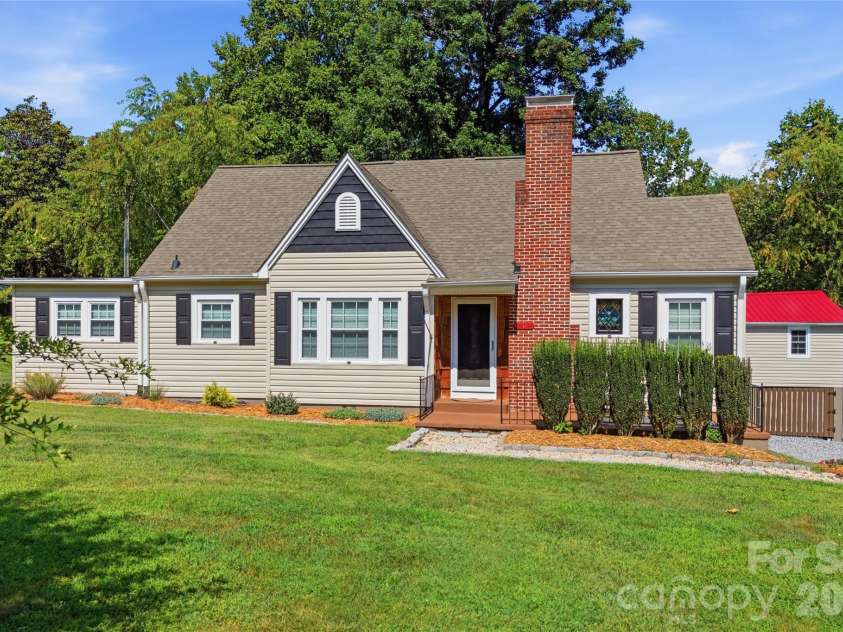 904 Bounous Street, Valdese, NC 28690.  MLS# CAR4402377, YatesRealty ID 35870. 