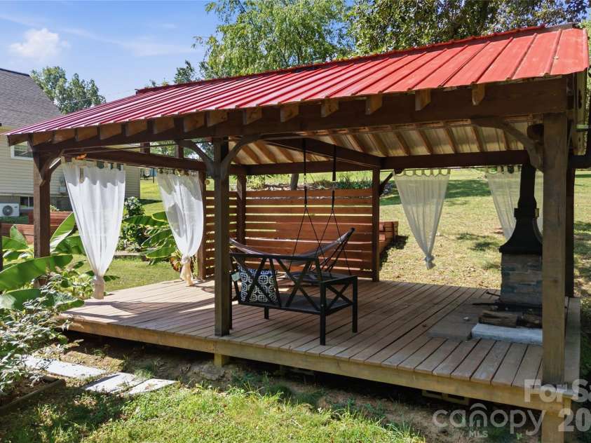 904 Bounous Street, Valdese, NC 28690.  MLS# CAR4402377, YatesRealty ID 35870. 