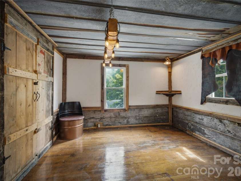 904 Bounous Street, Valdese, NC 28690.  MLS# CAR4402377, YatesRealty ID 35870. 