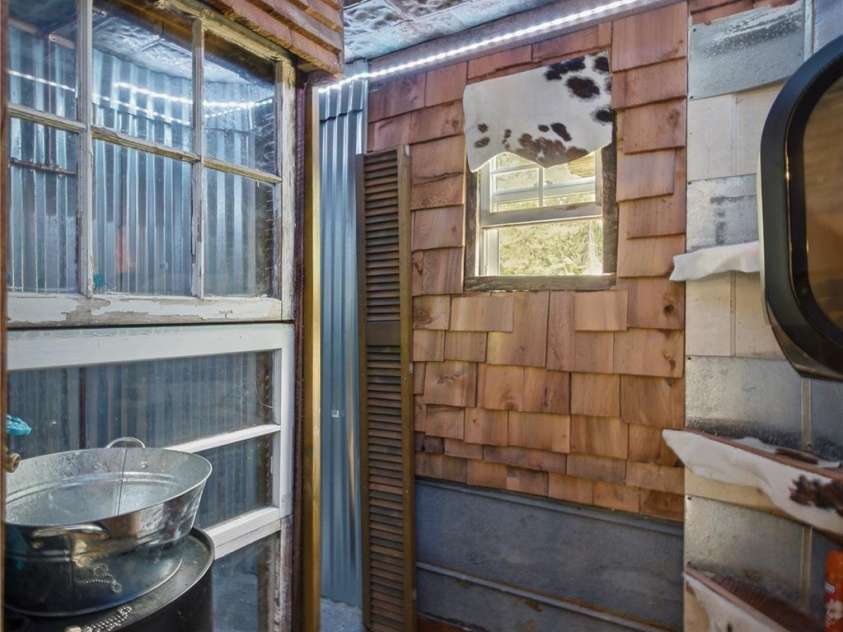 904 Bounous Street, Valdese, NC 28690.  MLS# CAR4402377, YatesRealty ID 35870. 