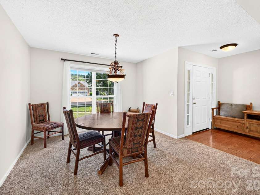 35 Meadow Pathway Drive, Fletcher, NC 28732.  MLS# CAR4395042, YatesRealty ID 35871. 