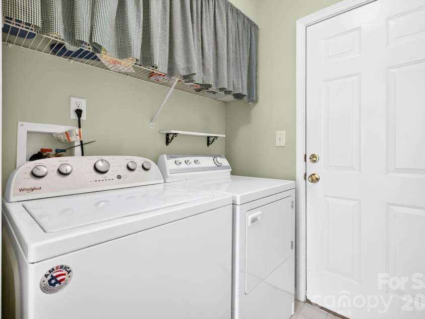35 Meadow Pathway Drive, Fletcher, NC 28732.  MLS# CAR4395042, YatesRealty ID 35871. 