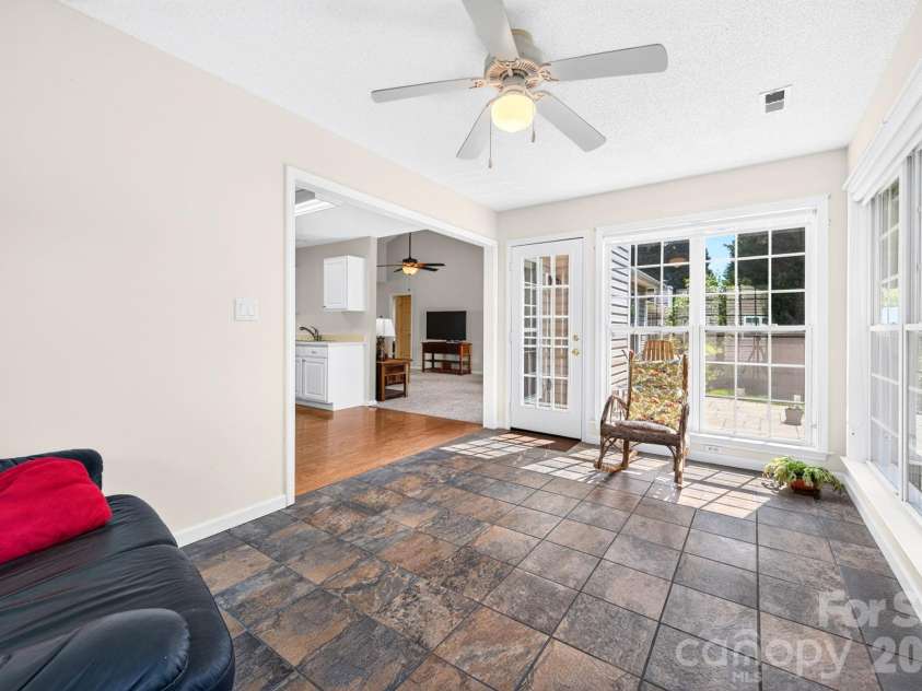 35 Meadow Pathway Drive, Fletcher, NC 28732.  MLS# CAR4395042, YatesRealty ID 35871. Sunroom