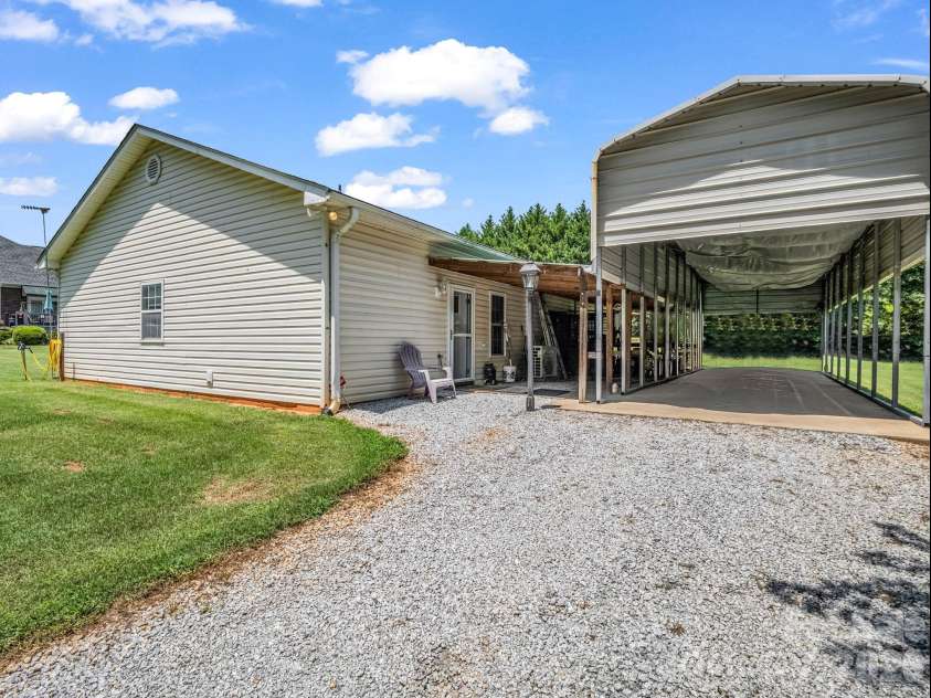 343 Countryside Drive, Forest City, NC 28043.  MLS# CAR4400584, YatesRealty ID 35872. 