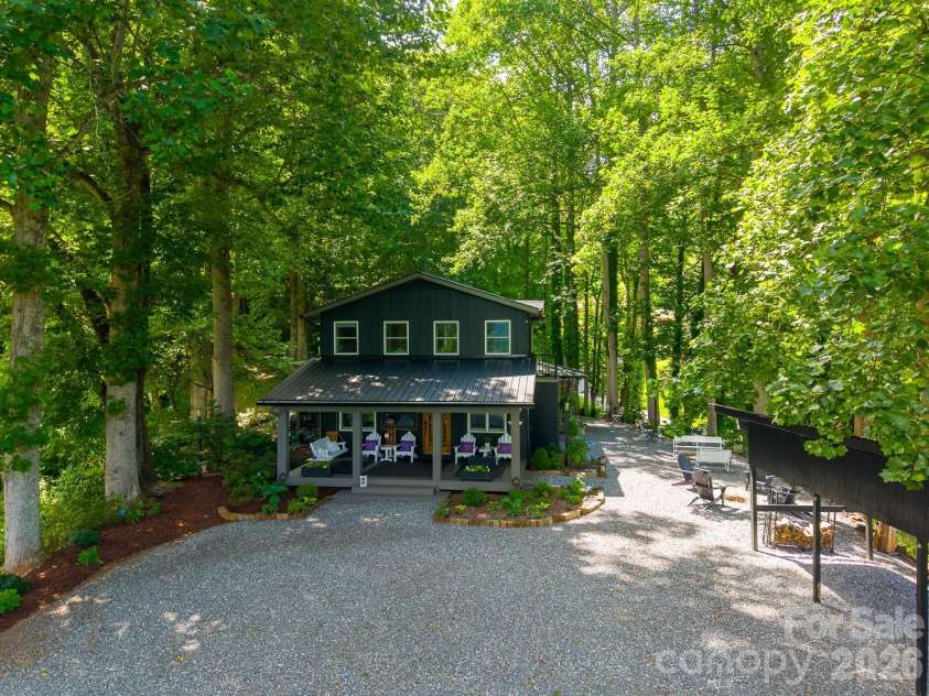 75 Mountain View Road, Sylva, NC 28779.  MLS# CAR4377022, YatesRealty ID 35873. 