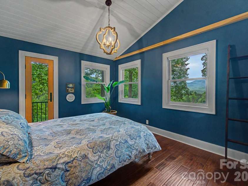 75 Mountain View Road, Sylva, NC 28779.  MLS# CAR4377022, YatesRealty ID 35873. 