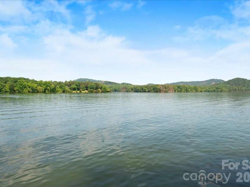 263 Lakewood Circle, Troy, NC 27371.  MLS# CAR4392482, YatesRealty ID 35874. 