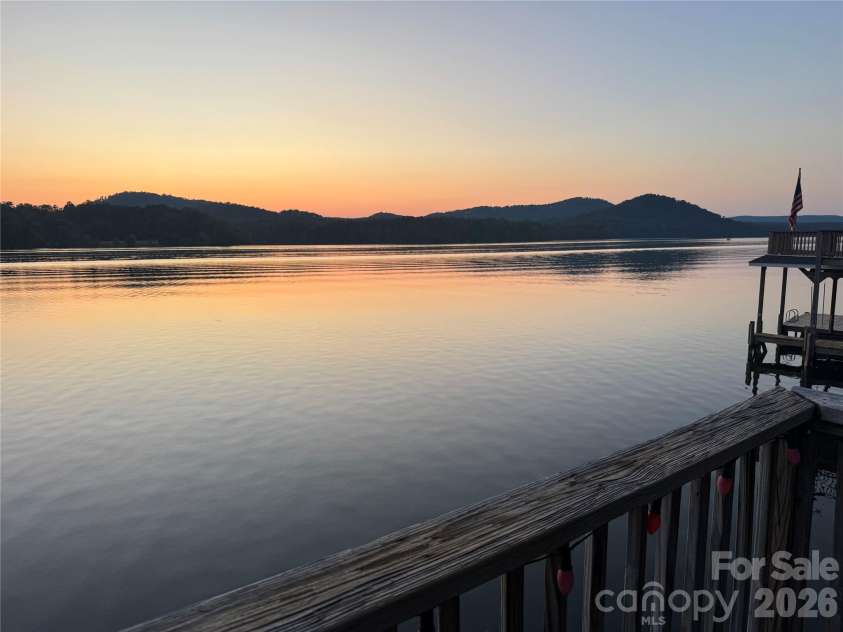 263 Lakewood Circle, Troy, NC 27371.  MLS# CAR4392482, YatesRealty ID 35874. 