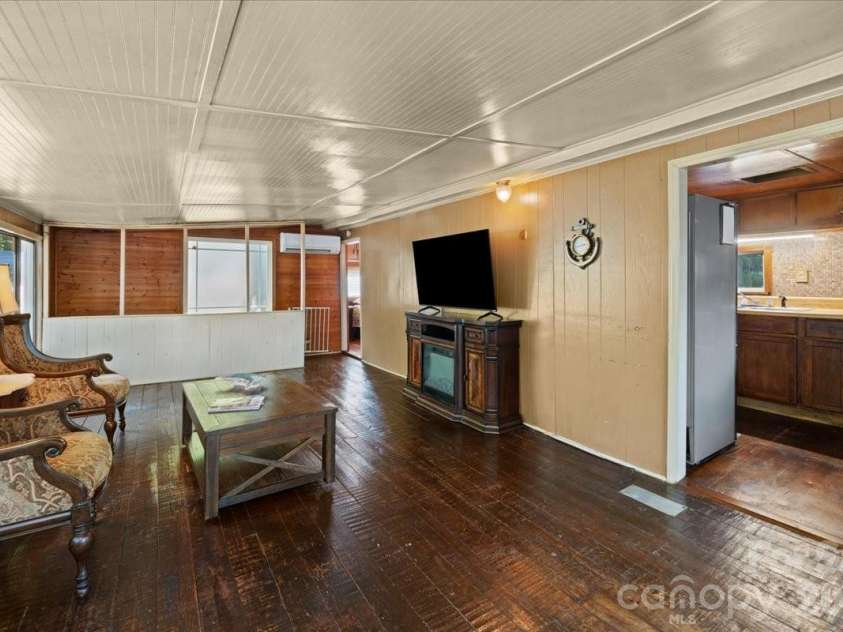 263 Lakewood Circle, Troy, NC 27371.  MLS# CAR4392482, YatesRealty ID 35874. 