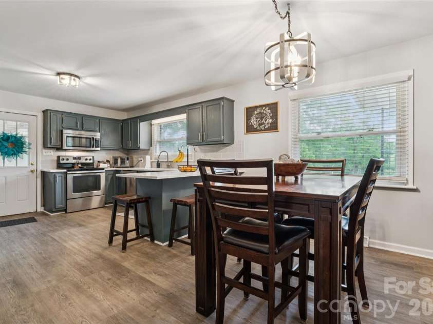 604 Archibald Road, Concord, NC 28025.  MLS# CAR4386121, YatesRealty ID 35876. 