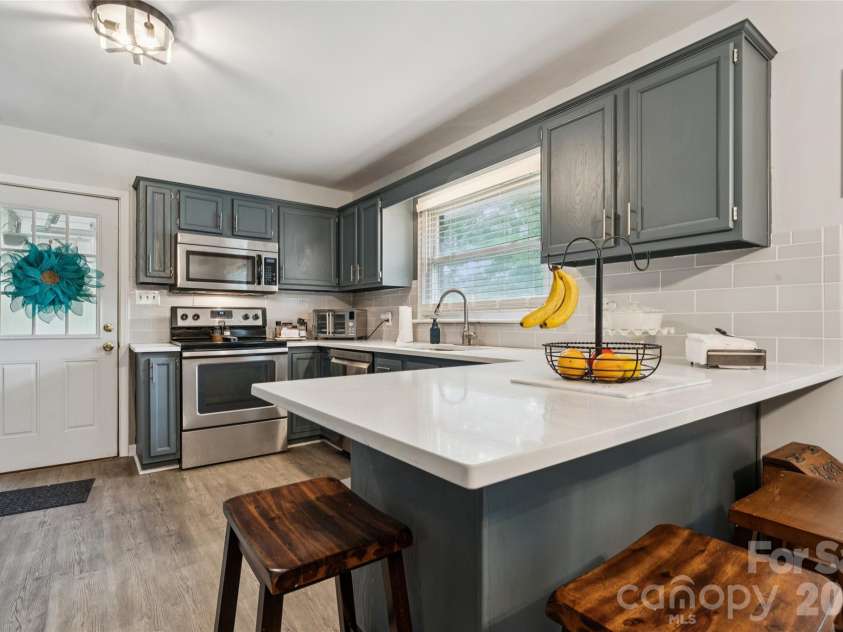 604 Archibald Road, Concord, NC 28025.  MLS# CAR4386121, YatesRealty ID 35876. 