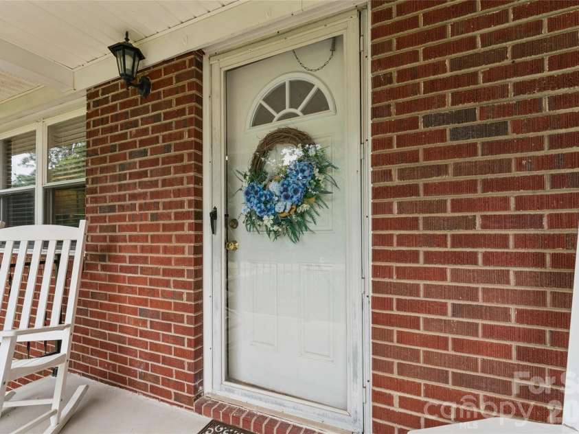 604 Archibald Road, Concord, NC 28025.  MLS# CAR4386121, YatesRealty ID 35876. 