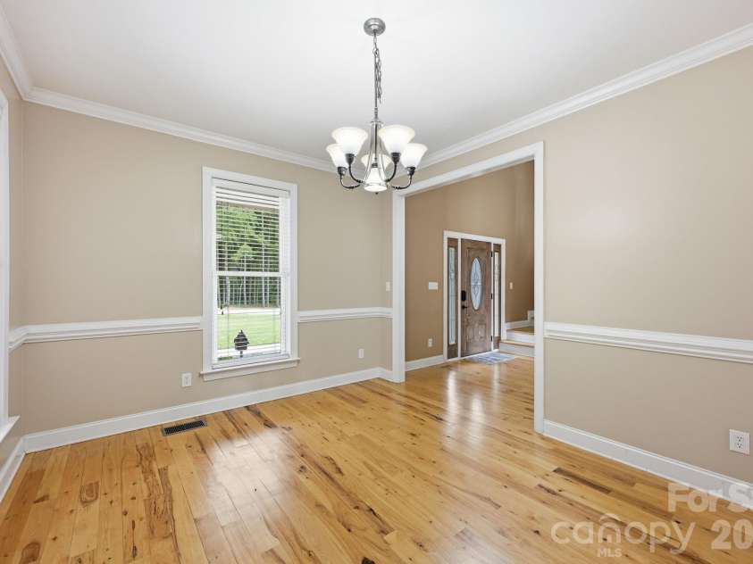 132 Monarch Lane, Mooresville, NC 28115.  MLS# CAR4391250, YatesRealty ID 35878. Dining Room