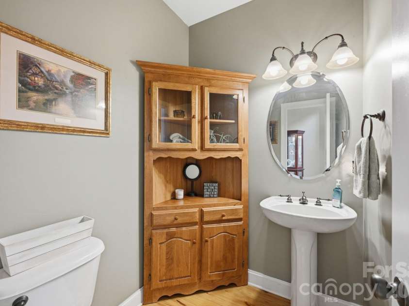 132 Monarch Lane, Mooresville, NC 28115.  MLS# CAR4391250, YatesRealty ID 35878. Half Bath on Main Level for Guests