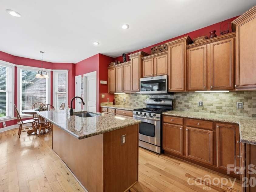 132 Monarch Lane, Mooresville, NC 28115.  MLS# CAR4391250, YatesRealty ID 35878. Kitchen and Breakfast Nook