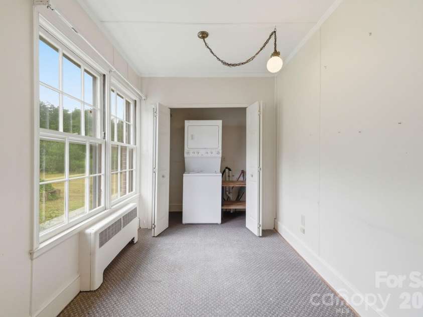783 Skyland Drive, Sylva, NC 28779.  MLS# CAR4401871, YatesRealty ID 35879. 