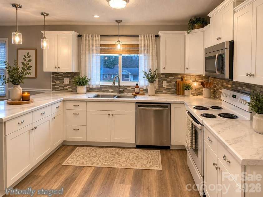 121 Randolph Road, Dallas, NC 28034.  MLS# CAR4345141, YatesRealty ID 3588. 