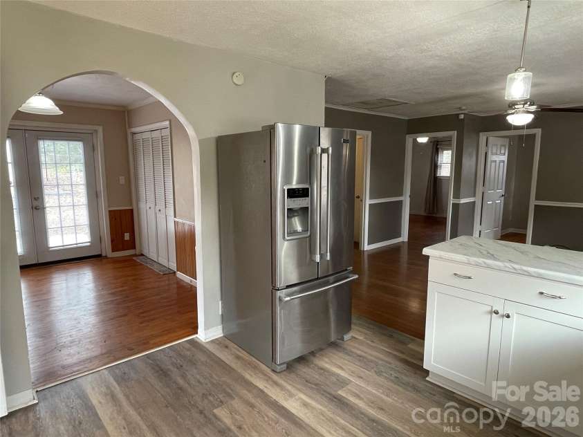 121 Randolph Road, Dallas, NC 28034.  MLS# CAR4345141, YatesRealty ID 3588. 