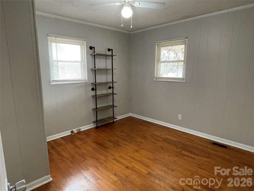 121 Randolph Road, Dallas, NC 28034.  MLS# CAR4345141, YatesRealty ID 3588. 