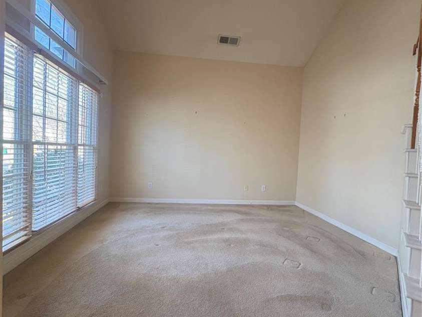 5828 Swanston Drive, Charlotte, NC 28269.  MLS# CAR4333128, YatesRealty ID 3588. Formal Living Room