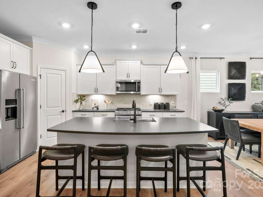 6016 Chumbley Point Road, Charlotte, NC 28215.  MLS# CAR4238045, YatesRealty ID 3588. Representative photo