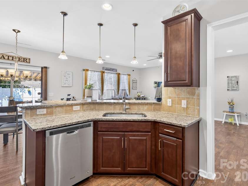 6007 Cadence Lane, Fort Mill, SC 29707.  MLS# CAR4401091, YatesRealty ID 35880. 