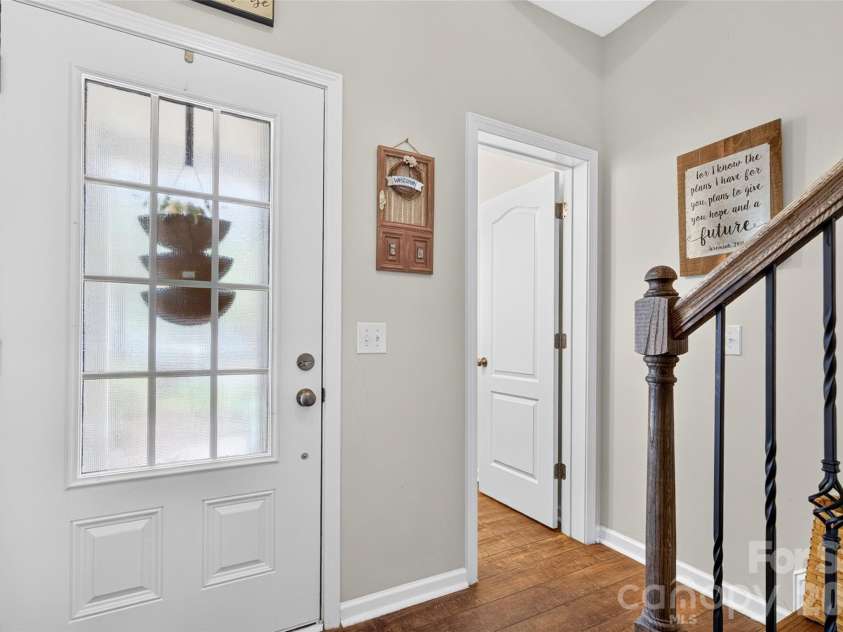 6007 Cadence Lane, Fort Mill, SC 29707.  MLS# CAR4401091, YatesRealty ID 35880. 