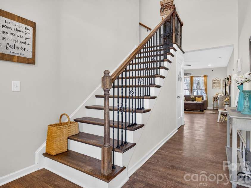 6007 Cadence Lane, Fort Mill, SC 29707.  MLS# CAR4401091, YatesRealty ID 35880. 