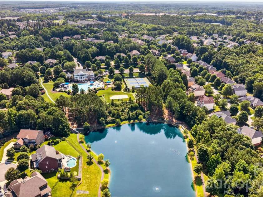 6007 Cadence Lane, Fort Mill, SC 29707.  MLS# CAR4401091, YatesRealty ID 35880. 