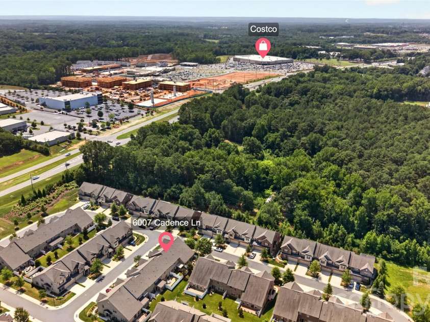 6007 Cadence Lane, Fort Mill, SC 29707.  MLS# CAR4401091, YatesRealty ID 35880. 