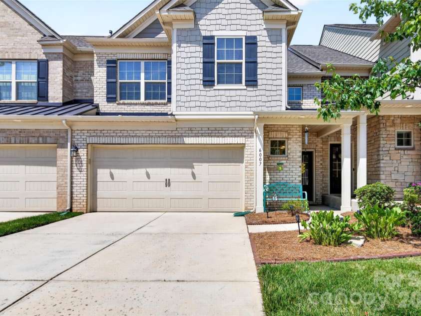 6007 Cadence Lane, Fort Mill, SC 29707.  MLS# CAR4401091, YatesRealty ID 35880. 