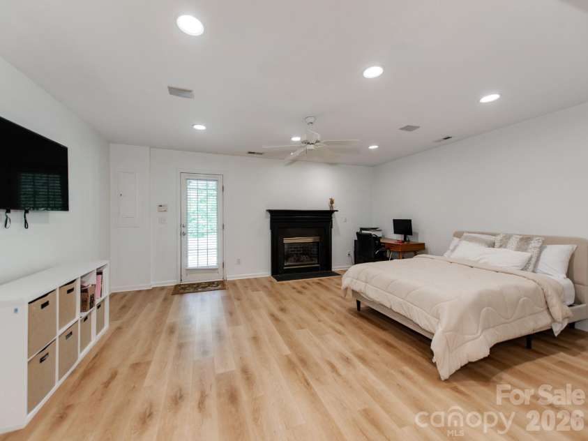 12117 Harrison Steel Drive, Charlotte, NC 28277.  MLS# CAR4397900, YatesRealty ID 35882. 